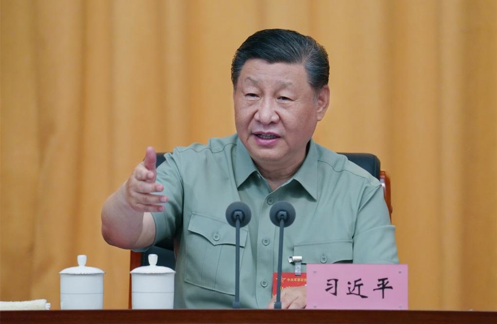 Xi subraya importancia de reforzar lealtad política del EPL en reunión celebrada en antigua base revolucionaria
