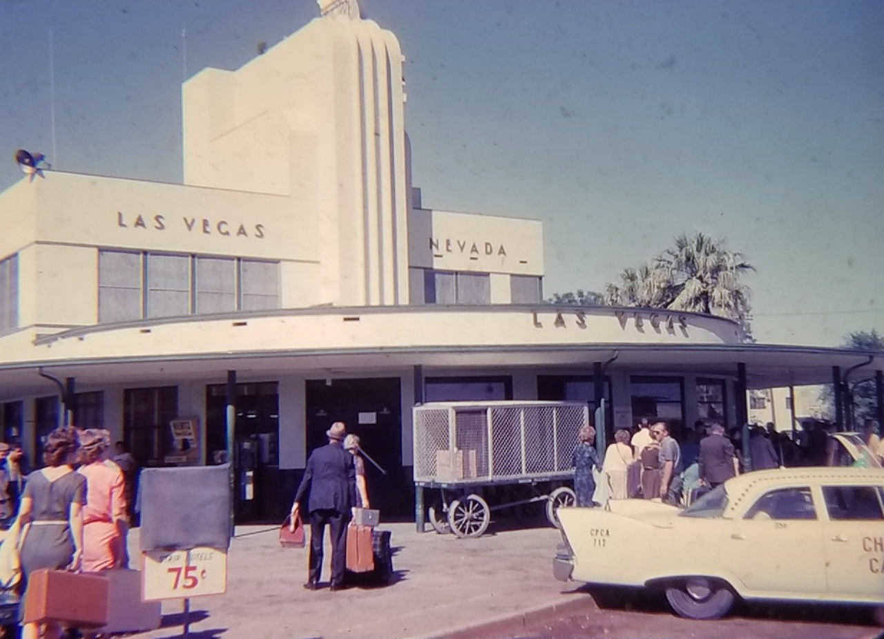 Travelers at Union Pacific Station, Las Vegas, 1962