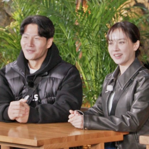 “Kami Sedang Bercinta” – Pengakuan Kim Jongkook & Song Jihyo Jadi Perhatian