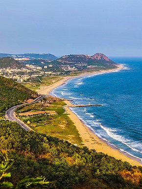 Visakhapatnam beach road from Kailsagiri hill.jpg