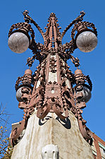 Réverbère de Pere Falquès, Avenue Gaudi, Barcelona