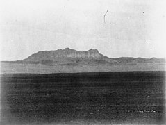 Slika gore iz leta 1908, povezana z Mohamedom in Lawrenceom Arabskim, 64 km od Tabuka