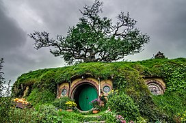 Hobbiton, New Zealand.jpg