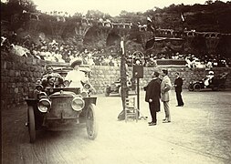 Fiesta en beneficio del Asilo de Santa Lucía (1908)