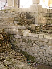 Restos de la muralla romana en el entorno de San Isidoro