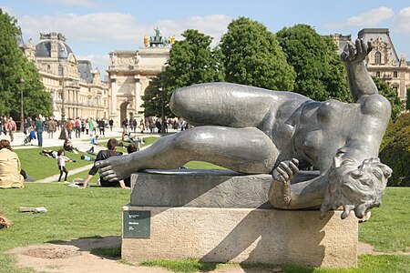 Aristide Maillol, The River, bronze, (1938–1943), Jardin du Carrousel