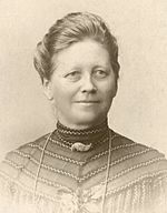 Eline Hansen, omkring 1916.