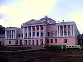 Палата Останкино изван Москве коју је у 18. веку саградио Петар Шереметев, тада најбогатији човек у Русији.