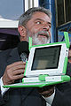 One Laptop per Child (OLPC): brasilian president Lula da Silva with Beta1 machine