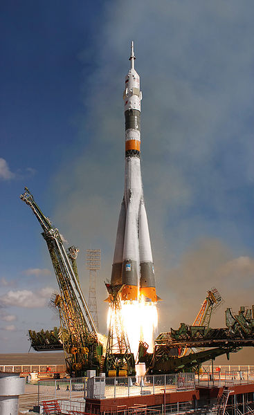File:Soyuz TMA-13 Edit.jpg