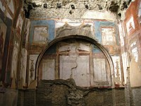 Давньоримська фреска, Колледжо дельї Августалі, Геркуланум. Колишня композиція з фресками