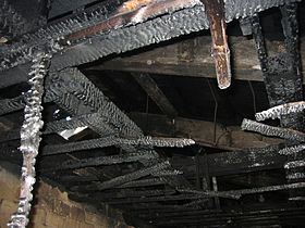 Dachgeschoss nach einem Brand in Luckenwalde, 2004