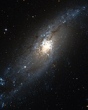 تصویر کهکشان NGC 406 از تلسکوپ فضایی هابل