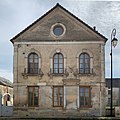 Ancienne mairie de Sougères-en-Puisaye (bâtiment datant de 1877).