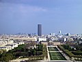 A Tour Montparnasse az Eiffel-toronyból nézve