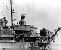 Daño ocasionado por un ataque suicida al USS Lindsey el 12 de abril de 1945.