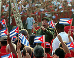 Castro v davu v roce 2005