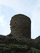 Vestiges de la tour du château de Rochegude.