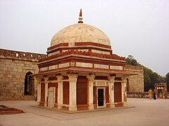इमाम जमिनक मकबरा