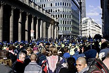Полиция в Лондоне во время протестов