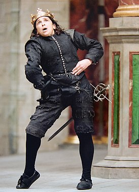 Кэтрин Хантер в образе Ричарда III, 2003 год