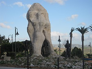 Monumento allo zolfataro