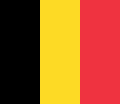 علم الدولة والعلم المدني الرسميان لدولة بلجيكا (بنسبة 13:15)