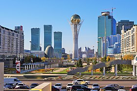 Astanas centrālā daļa ar Baitereka torni vidū