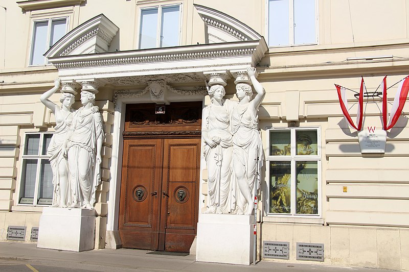 File:Wien - Palais Pallavicini (29720194247).jpg