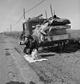 6. Az aszály miatt a Dust Bowlból hét hónapja elvándorolt ötfős missouri család a 99-es úton, 1937-ben (Tracy, Kalifornia, Amerikai Egyesült Államok) (javítás)/(csere)