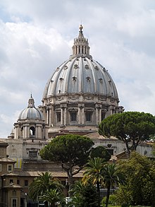 Basilique Saint-Pierre Vatican dome.jpg