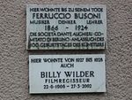 Gedenktafeln für Ferruccio Busoni und Billy Wilder, Viktoria-Luise-Platz 11