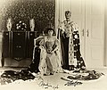 Kong Haakon og dronning Maud blei krona under ein høgtideleg seremoni i Nidarosdomen i Trondheim 22. juni 1906. Foto: Peder O. Aune / Nasjonalbiblioteket
