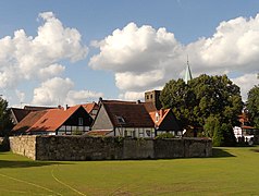 Blick vom Schloss zur „Alten Freiheit Westerholt“