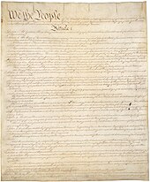 Erste Seite des Originaltextes der amerikanischen Verfassung.