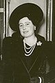 Кралица Елизабет (1900 – 2002) – баба по майчина линия