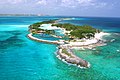 El mar en las Bahamas es cian, turquesa y esmeralda