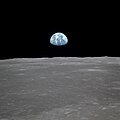 Izlazak zemlje. Snimljeno 20. srpnja 1969. tijekom misije Apollo 11.