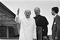 Papa Giovanni Paolo II indossa la greca l'11 maggio 1985 in occasione del suo viaggio apostolico nei Paesi Bassi