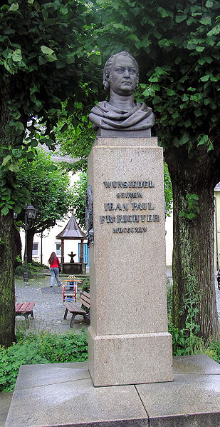 File:Jean-Paul-Denkmal Wunsiedel.jpg