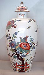 Meissen hard porcelain vase, 1735
