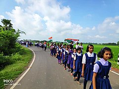 पश्चिम बंगालच्या सरकारी शाळेमध्ये साजरा करण्यात येणारा स्वातंत्र्य दिवस