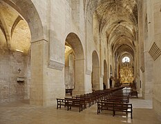 Nave de la iglesia (1174-1225) del monasterio de Santes Creus, ejemplo de románico pleno catalán