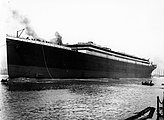Lansare, 1911; nava cu suprastructura nefinalizată