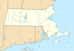 Mapa konturowa Massachusetts, blisko centrum na prawo u góry znajduje się punkt z opisem „Houghton Library”