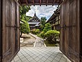 Isshinini budistliku templi värav ja aed Kyotos