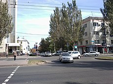 Перетин проспекту Ватутіна з вулицею Артема