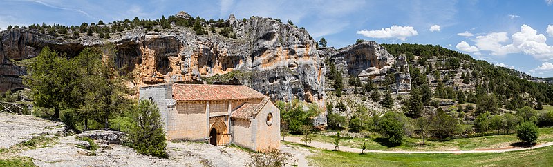 File:Ermita de San Bartolomé, Parque Natural del Cañón del Río Lobos, Soria, España, 2017-05-26, DD 04-08 PAN.jpg