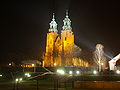 English: Cathedral by night Polski: Katedra nocą
