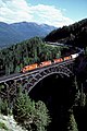 גשר רכבת עם מסבך קשתי בקנדה